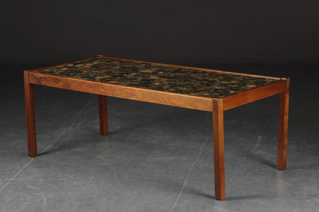 Ib Kofod-Larsen, tilskrevet. Sofabord af palisander, 1960'erne — Furniture/Coffee tables, occasional tables — Lauritz