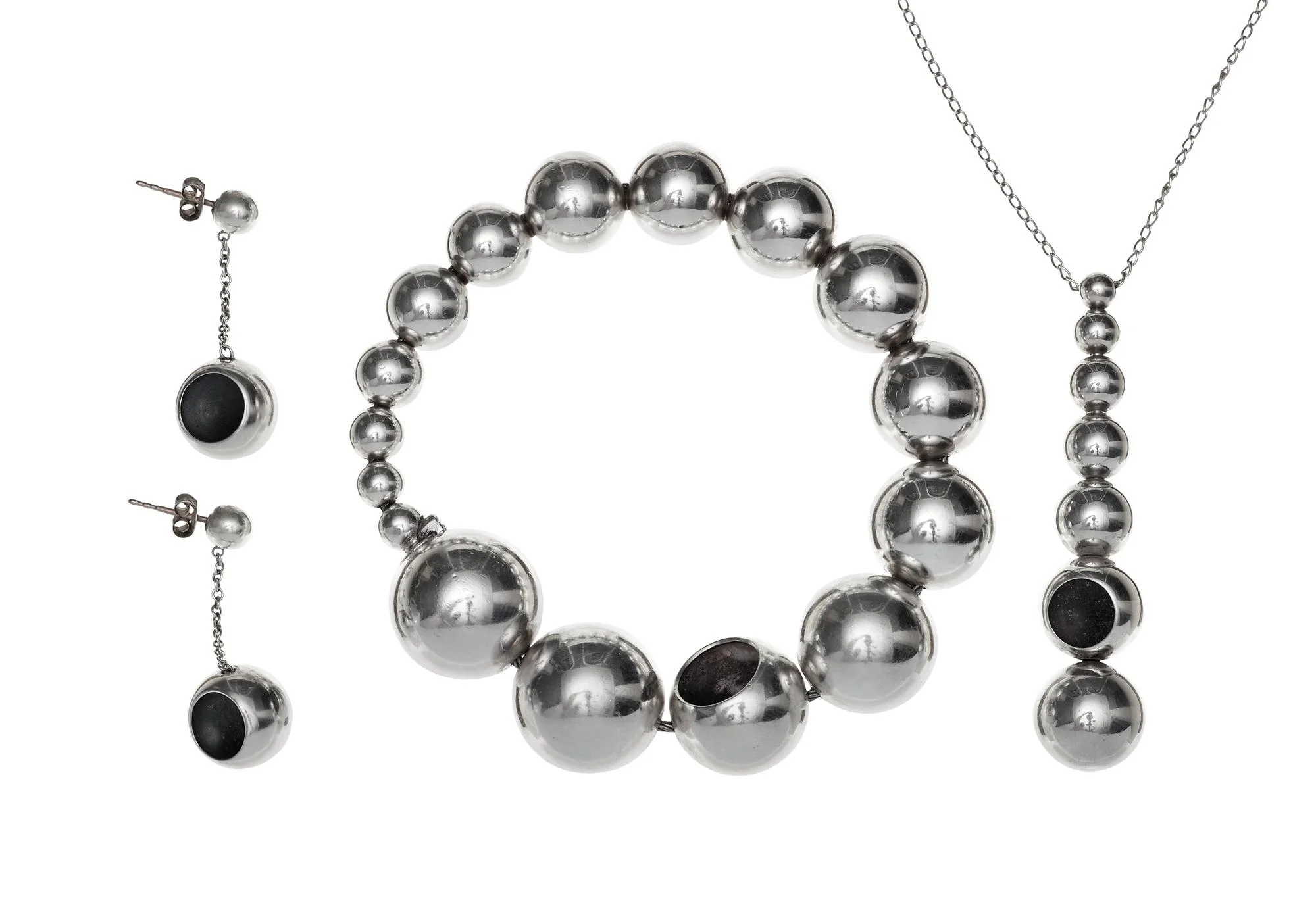JACQUELINE RABUN, garnityr, 3 delar, Georg Jensen, Köpenhamn efter 2007. — Bukowskis