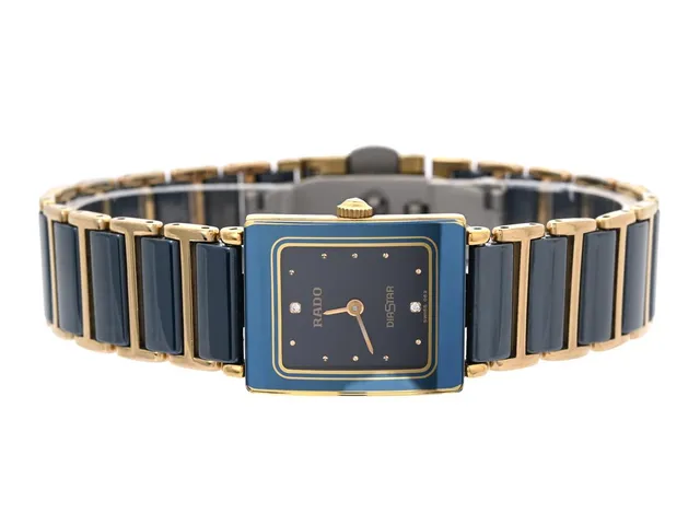 RADO, Integral, Diastar, Serie nr. 37703127, Boett nr. 153.0283.3N, damur, 18 x 22 mm, high-tech ceramics, quartz, safirglas, diamanter på urtavlan (2 st.), originallänk, viklås, Ref nr. 04403, ca 1992.