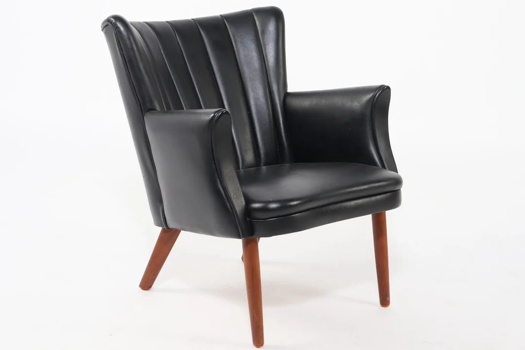 Svend Skipper. Lænestol, model 'Teddy' — Furniture/Lounge chairs — Lauritz