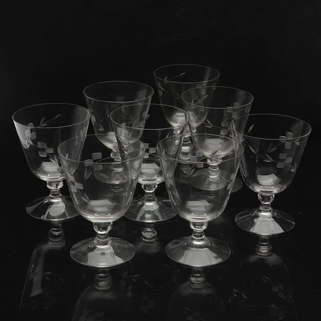 GLAS PÅ FOT, 8 st, etsad dekor, 19-/2000-tal.