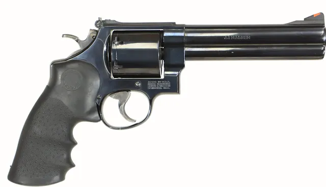 REVOLVER, fabrikat Smith & Wesson, modell 29-5 Classic Hunter, kaliber .44 Magnum, tillv.nr BFT4903, se-nr SE0247228.