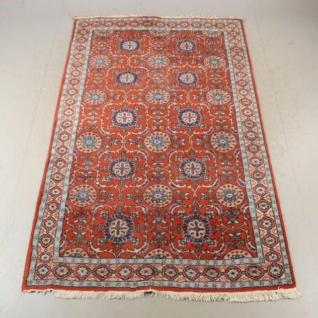 MATTA, orientalisk, 272 x 169 cm.