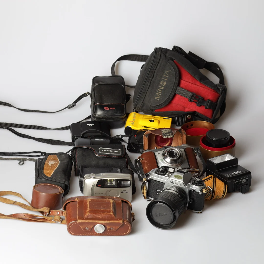 KAMEROR OCH TILLBEHÖR. — Cameras & accessories — Gomér & Andersson Nyköping