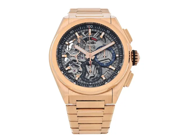 ZENITH, Defy 21, El Primero, Chronometer, Verk nr. 601310, Serie nr. 329162, Ref nr. 18.9000.9004/71.M9000, Boett nr. 18.9000.9004, kronograf, herrur, 44 mm, 18K rosa guld, automatisk, safirglas, skeleterat urverk, gångreservindikator, OBS: kronograf nollställer ej/servicebehov, glasbaksida, integrerad originallänk, viklås, totalvikt 251,7 gram, ca 2020, box, ytterkartong.