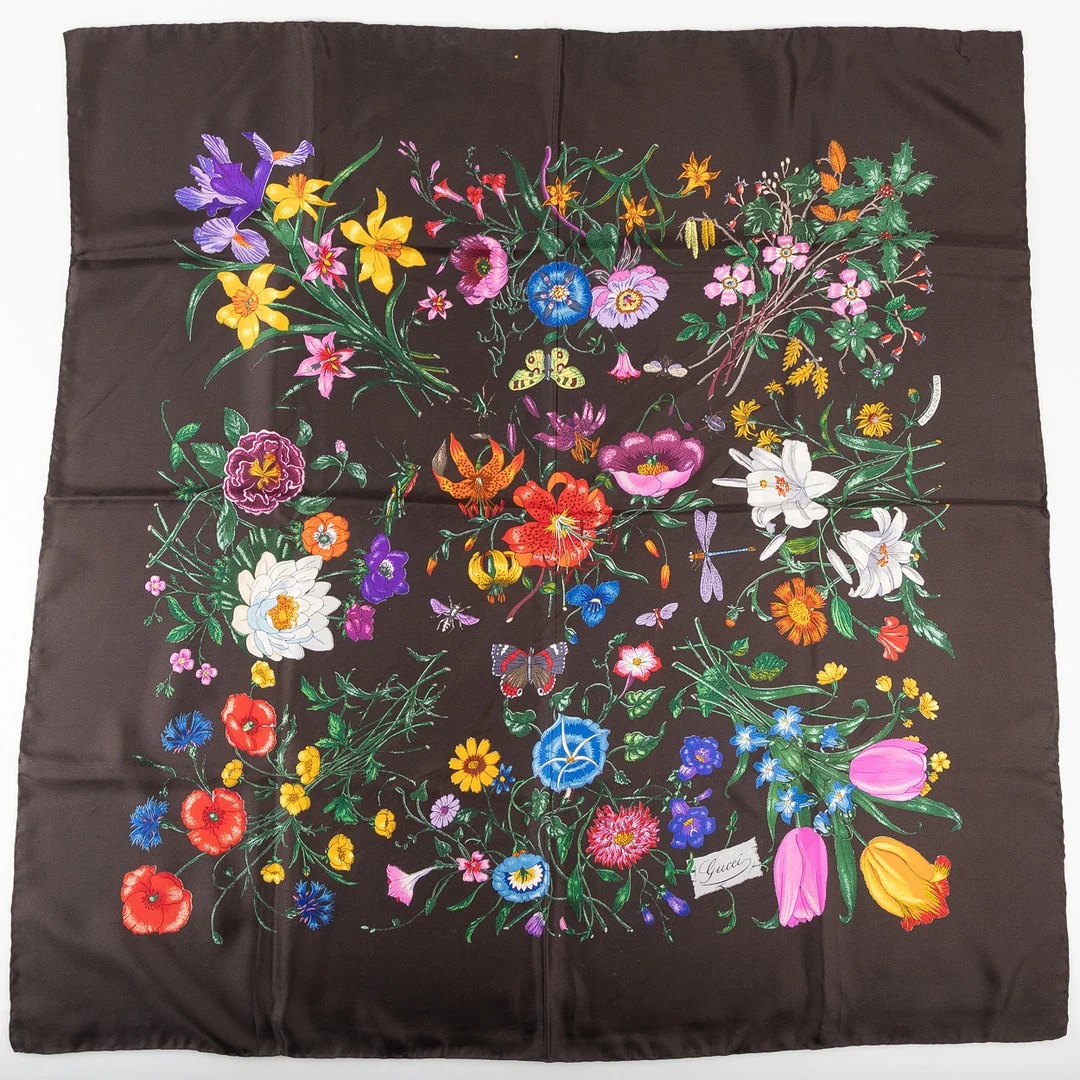 GUCCI, scarf , "Flora" design Vittorio Accornero 1966, vintage 1970-tal. — Vintage & Designer Fashion — Stockholms Auktionsverk Helsingborg