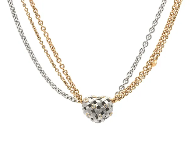 OLE LYNGGAARD, collier, 3-radig, 18K guld/vitguld, ankarlänk, hjärtformat lås med 9 briljantslipade diamanter ca 0,18 ctv, ca TW/VS, design Charlotte Lynggaard, stl 16 x 14 mm, dobbar, längd 45 cm, vikt 39,1 g, originaletui.