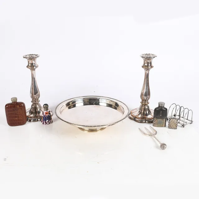 SILVER AND PLATED WARE, TWO HIPFLASKS AND A SCENT BOTTLE (QTY).