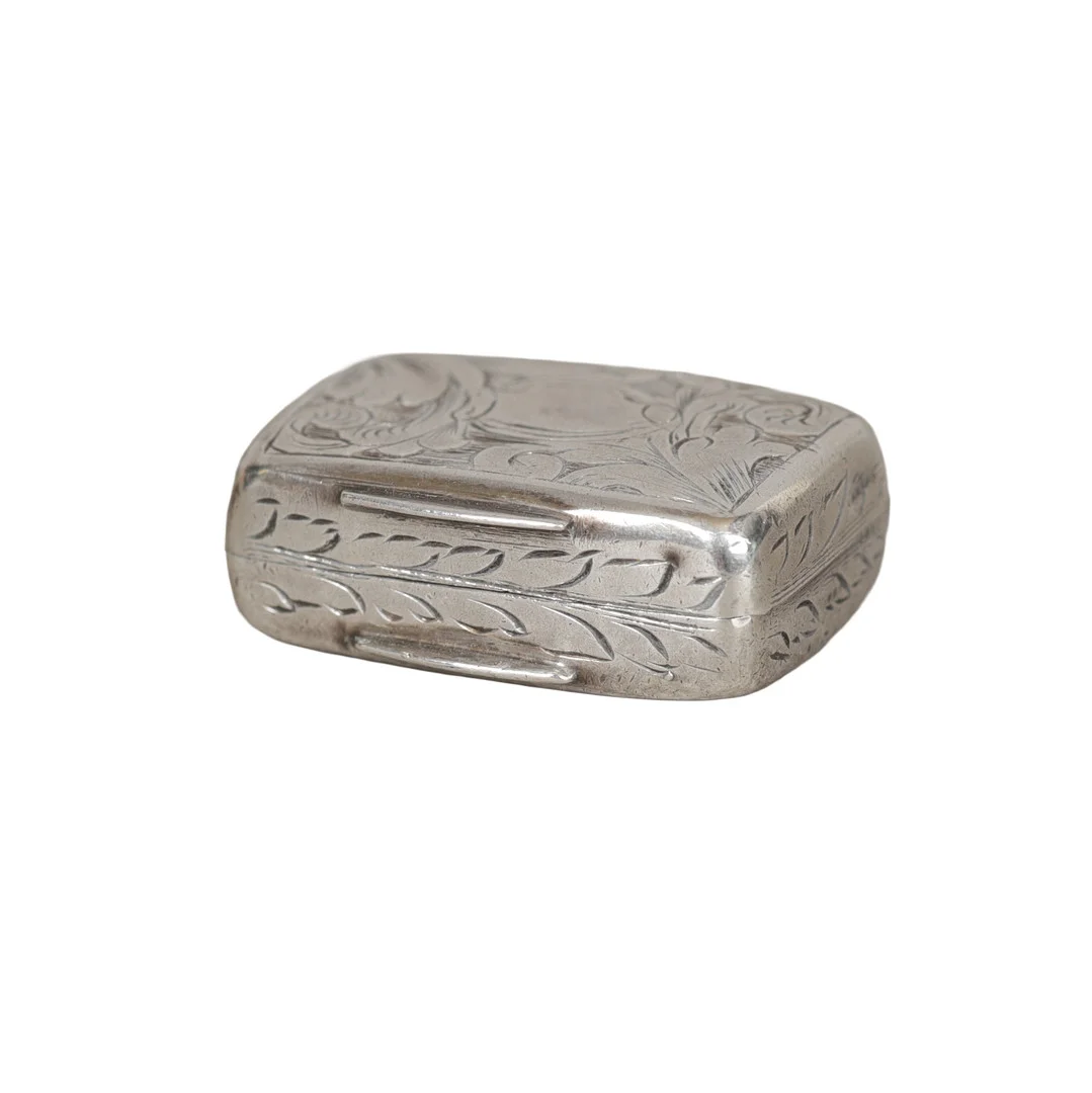 A VICTORIAN SILVER VINAIGRETTE. — Silver — Bishop & Miller