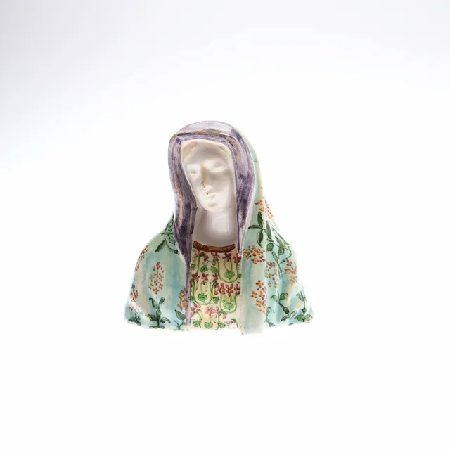 ITALIAN ANGELO MINGHETTI MAJOLICA BUST OF THE MADONNA.