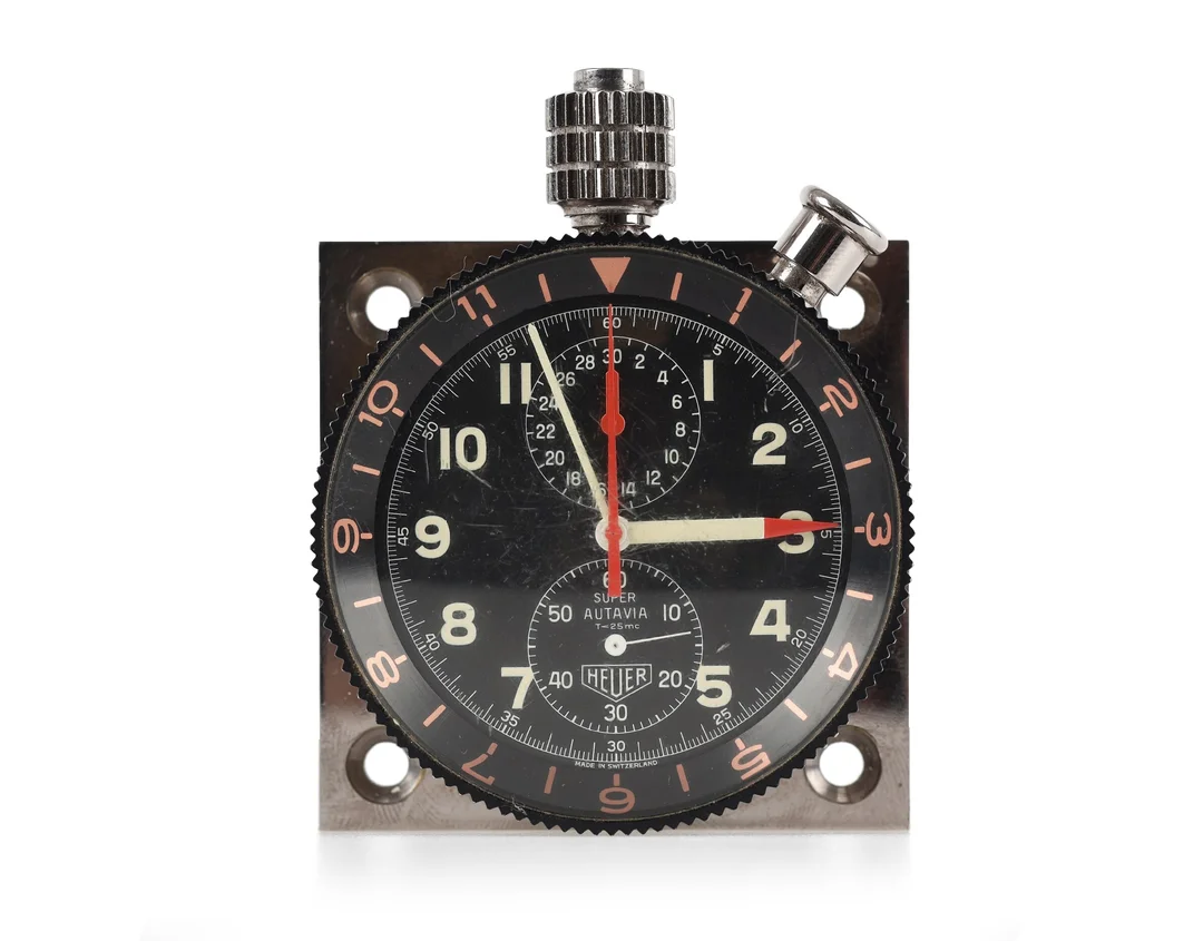 Heuer: 'Super-Autavia' dashboard chronograph, 1960s — Watches and clocks/Men’s watches — Lauritz
