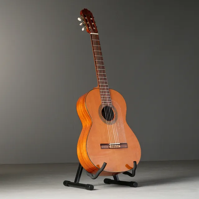 GITARR, klassisk spansk, Shiro Model SR-20, "Construccion Artist", Japan, ca 1970-tal.