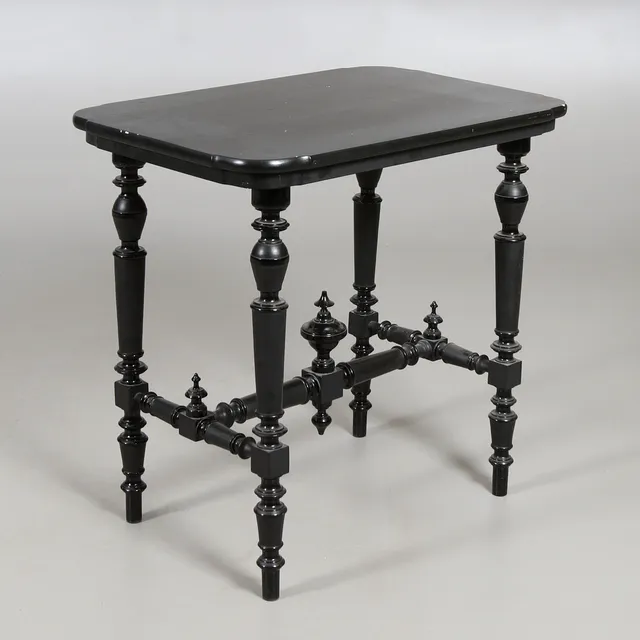 SIDOBORD, nyrenässans, 1800-tal.