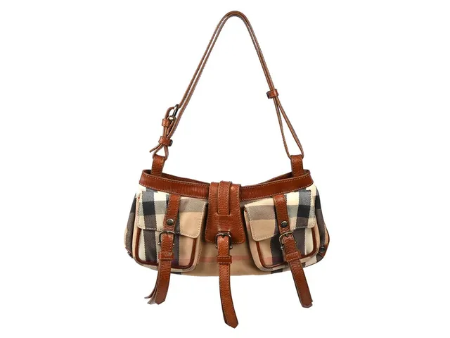 VÄSKA, BURBERRY, vintage, rutigt tyg, brunt läder, mässingfärgade beslag, 28x14x5 cm, fläckar på tyg. bruksslitage.