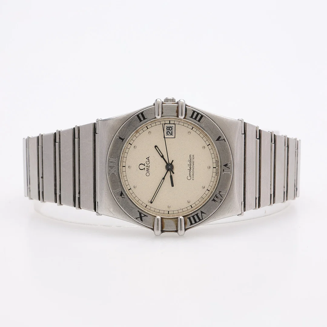 ARMBANDSUR, STÅL, OMEGA CONSTELLATION, QUARTZ. — Wristwatches — Crafoord Auktioner Lund