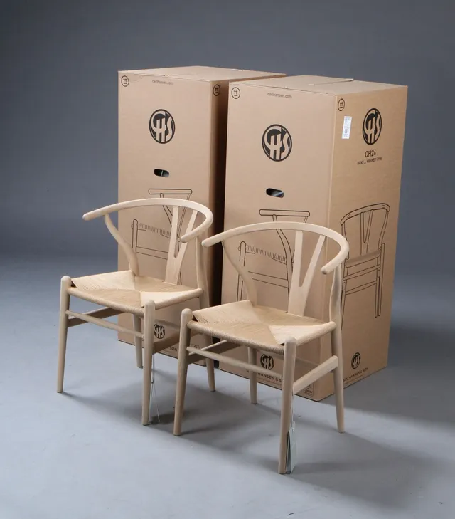 Hans J. Wegner. Set of six Y-chairs, model CH-24, soap-treated oak (6)