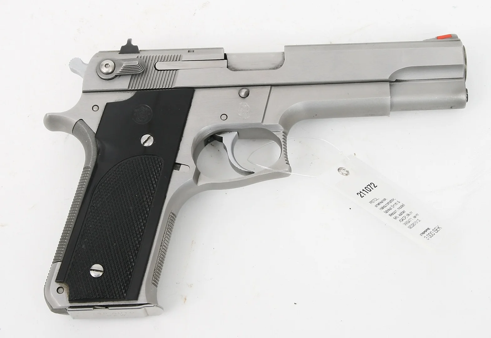 (369A) PISTOL, amerikansk, Halvautomatisk, fabrikat Smith & Wesson, modell 645, kaliber .45ACP, tillv.nr TAR3471, se-nr SE0267512. — Pistols — Mauritz Widforss