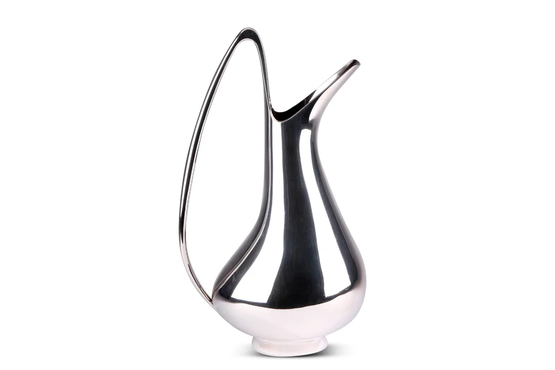 Henning Koppel for Georg Jensen. The swan. Water jug, sterling silver — Silver, bronze, copper and pewter/Hollowware — Lauritz