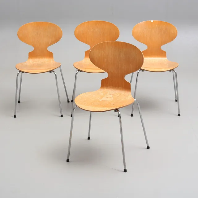 ARNE JACOBSEN. Stolar, 4 st, "Myran", Fritz Hansen, 1980.