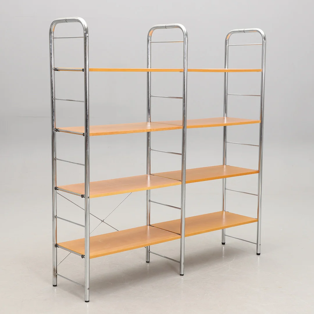 RUTGER ANDERSSON. HYLLSYSTEM/HYLLA, "Niklas", IKEA, 1980-tal. — Cupboards, Cabinets & Shelves — Crafoord Auktioner Malmö