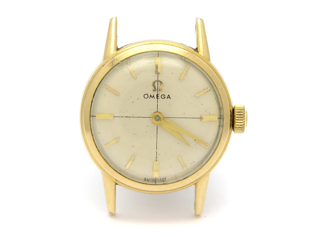 OMEGA, damur, 22 mm, Cal 244, Serie nr. 16691571, Ref nr. DW 2820, Boett nr. 2820-5, doublé (80 micron), manuell, plexiglas, skadad urtavla, formverk, skadad boett, ca 1958. — Klockor/Omega — Kaplans
