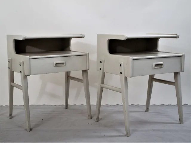 SÄNGBORD, ett par, 1950-tal.