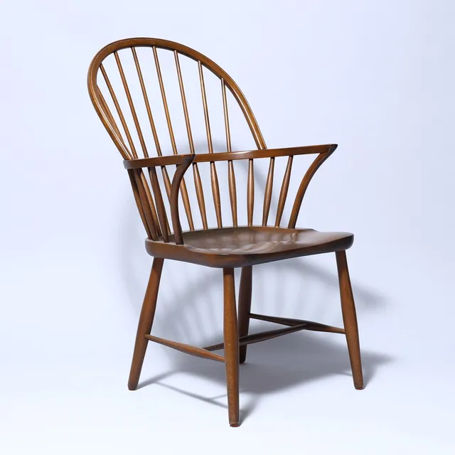 FRITS HENNINGSEN. Armstol af bøg „Windsor Chair“, „FH38", Danmark. 1900 tallets midte.