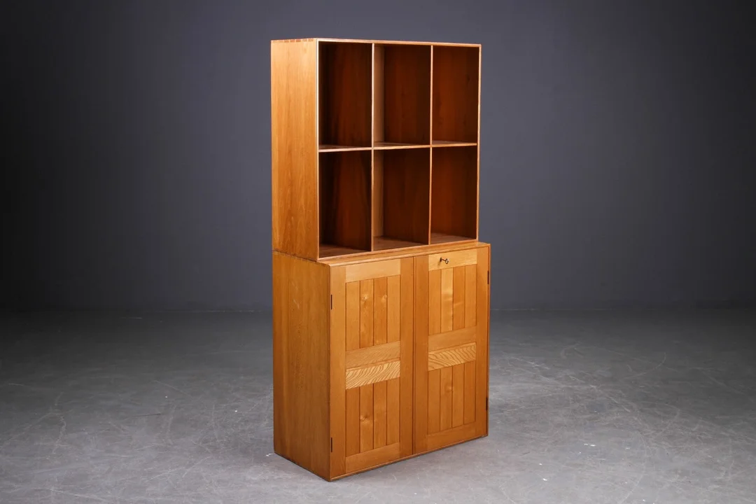 Mogens Koch, cabinet and bookshelf module made in elmwood (2) — Furniture/Cabinets, chests of drawers — Lauritz