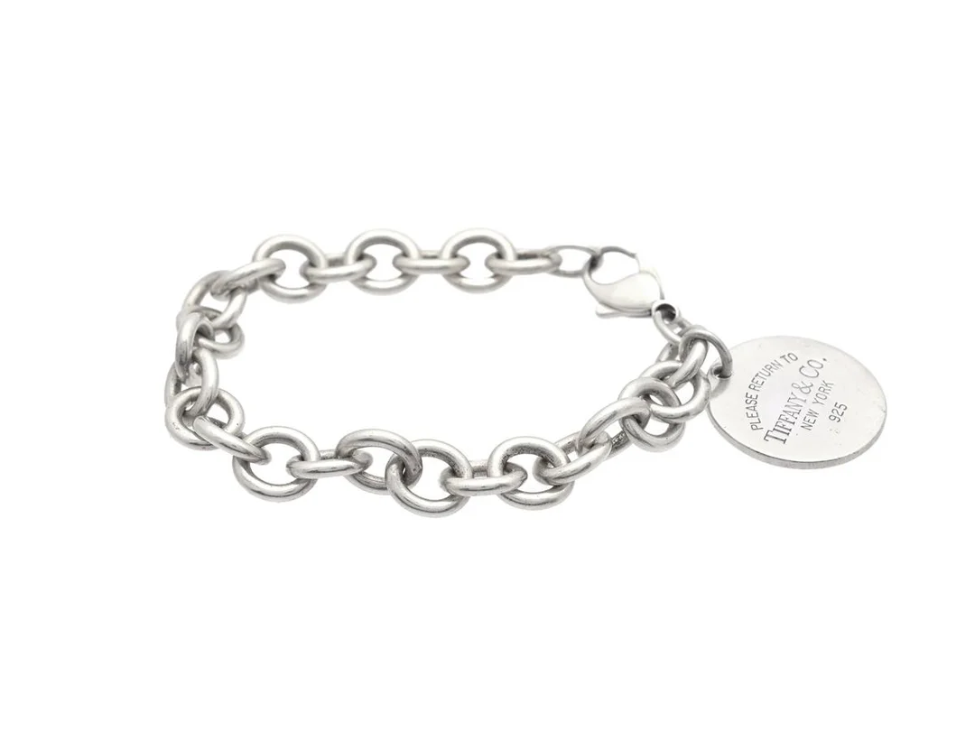 TIFFANY & CO, armband, sterlingsilver, Return To Tiffany, längd 19 cm, vikt 34,6 g, gravyr. — Smycken/Alliansring — Kaplans