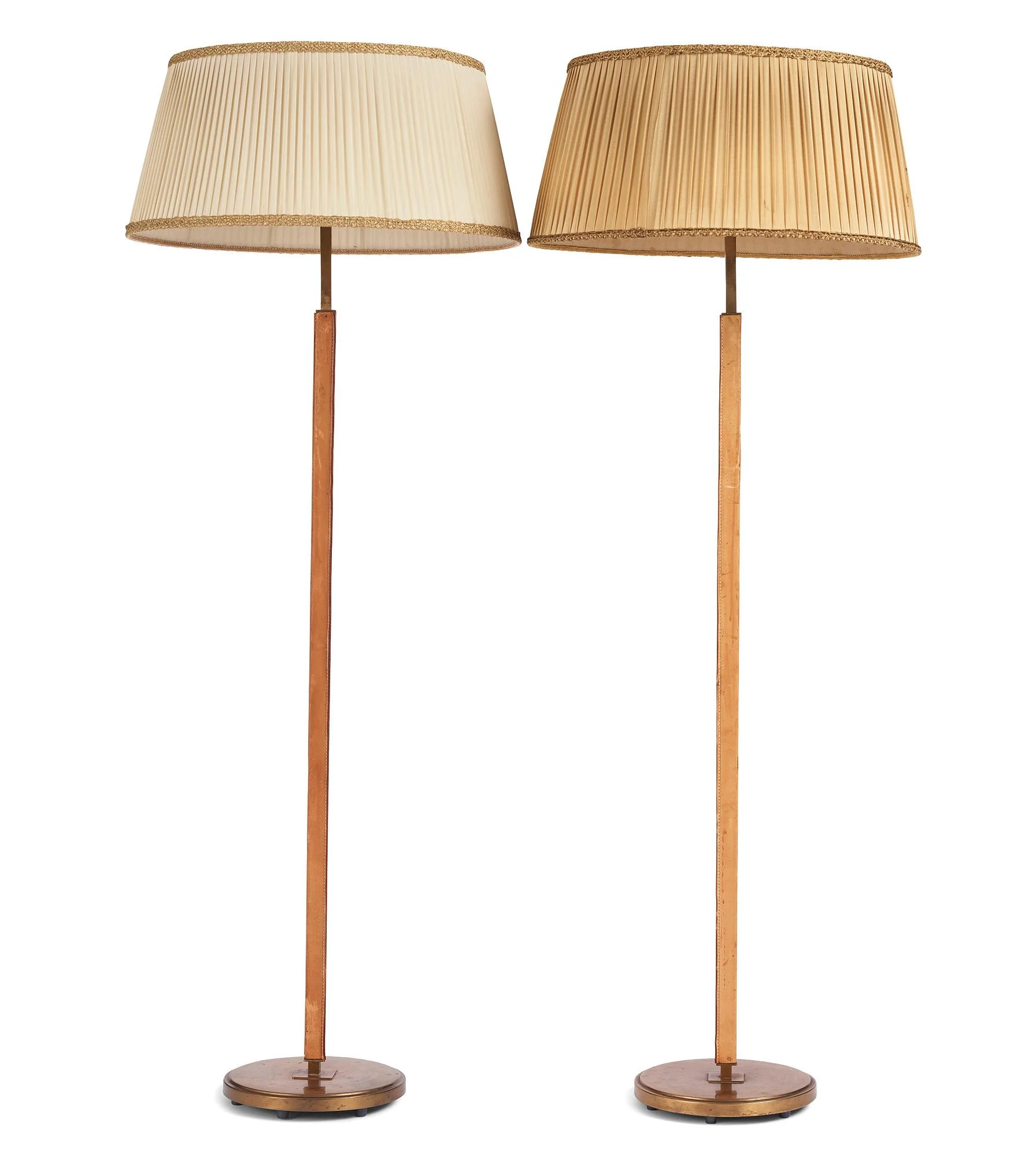 Uno Westerberg, golvlampor, ett par, modell "15781", Arvid Böhlmarks Lampfabrik, 1960-tal. — Bukowskis
