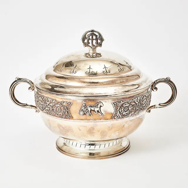 DAVID ANDERSEN. Terrin med lock, silver, Norge 1900-talets förra hälft.