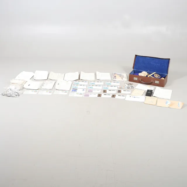 ASSORTED ITEMS TO INCLUDE FREEMASONS ITEMS, STAMPS, SEWING PATTERNS ETC.