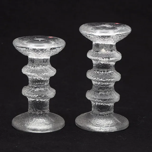 TIMO SARPANEVA. LJUSSTAKAR, 2 stycken, glas, "Festivo", Iittala.