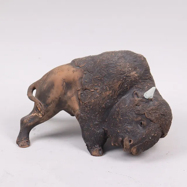 TILGMANS KERAMIK, bison i stengods.