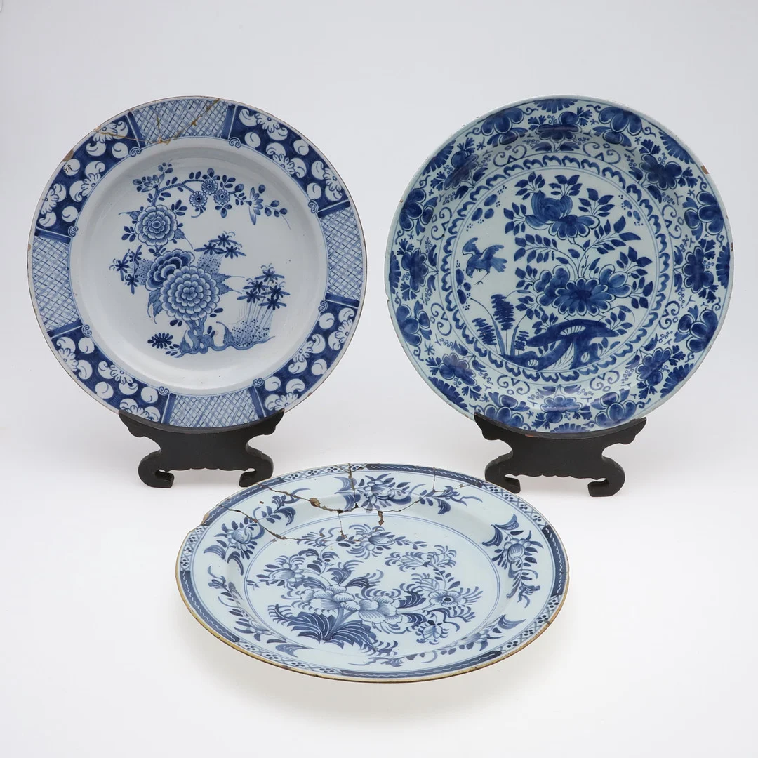 ANTIQUE DELFT CHARGER & TWO OTHERS. — European — Lawrences Auctioneers
