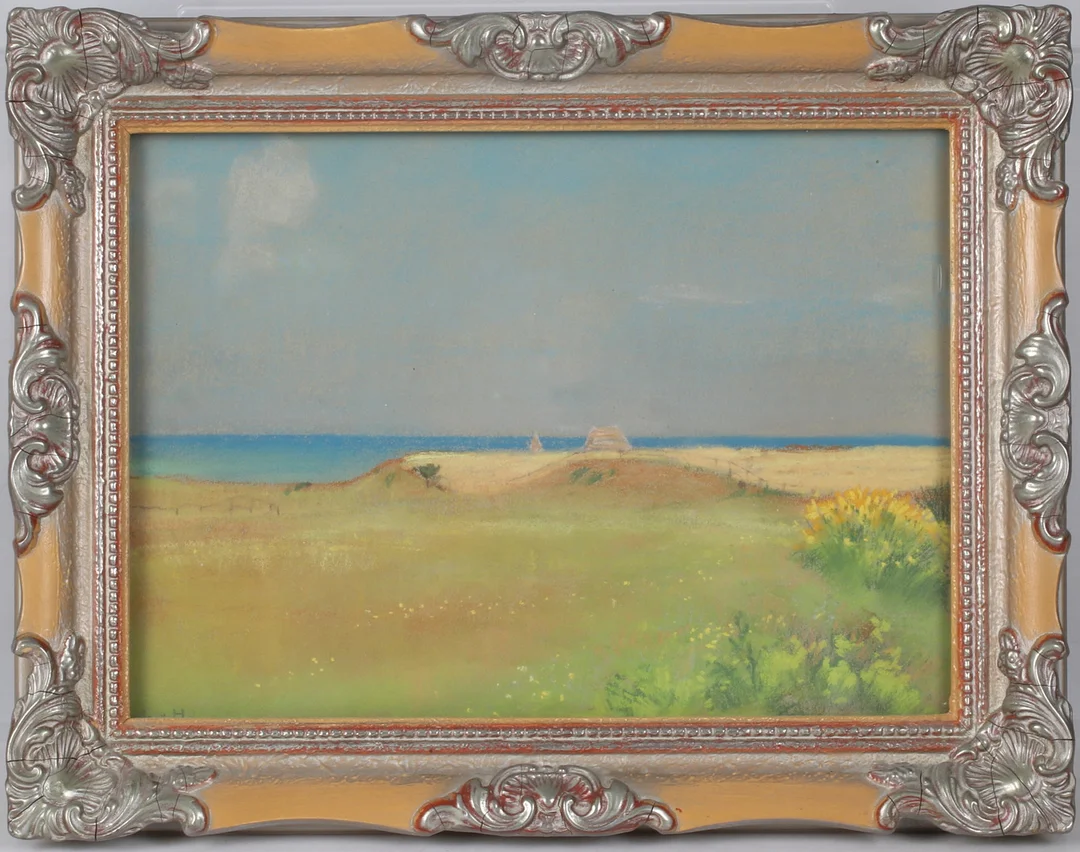 OIDENTIFIERAD KONSTNÄR. Strandmotiv, pastell, signerad LH. — Paintings — Stadsauktion Sundsvall