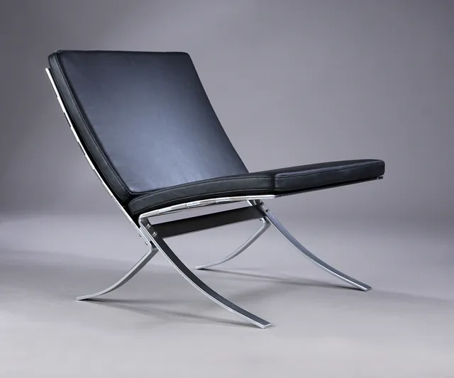 Steen Østergaard. Tangochair.dk