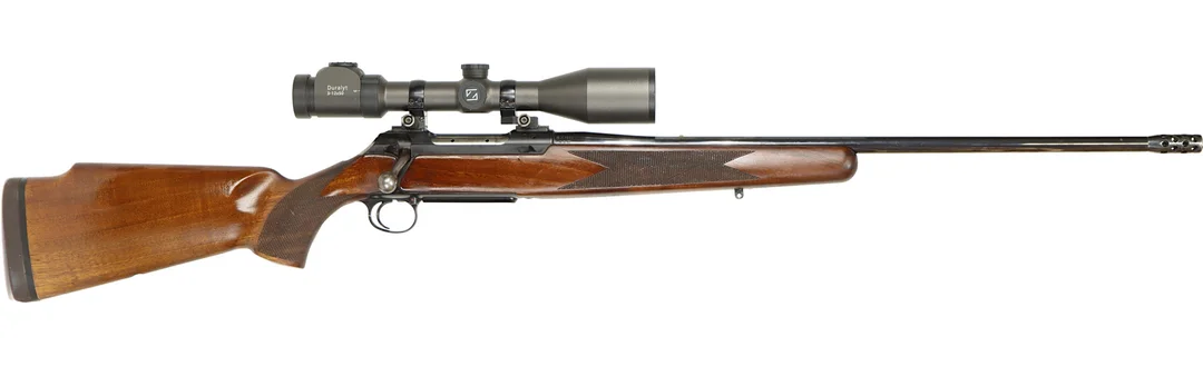 KULGEVÄR, fabrikat Carl Gustaf, modell 4000 , kaliber .308Win, tillv.nr H3900, se-nr SE0220782. — Rifles — Walter Borg