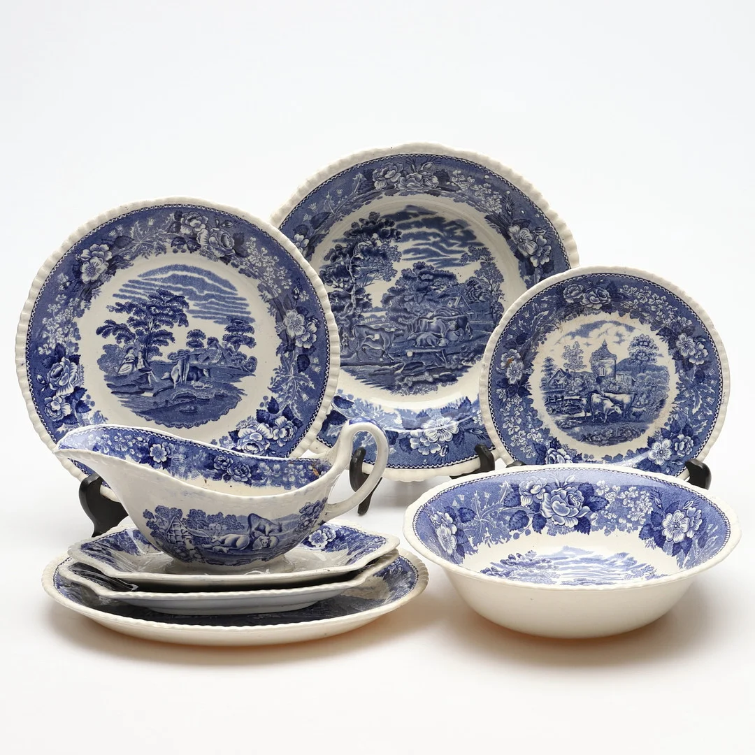 SERVISDELAR, 42 delar, flintgods, "English Scenic", Adams, England, tidigt 1900-tal. — Tableware — Gomér & Andersson Norrköping