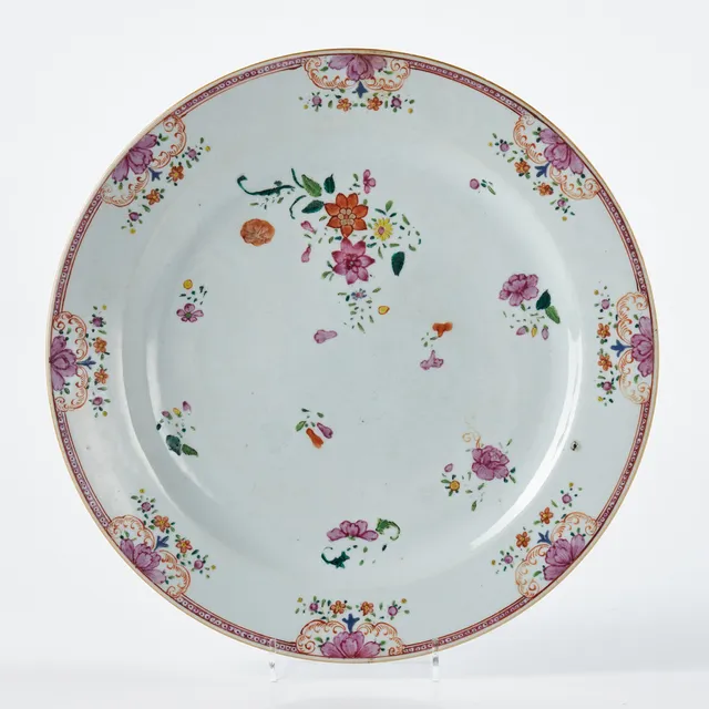 DISH, porcelain, China, Qianlong (1736-1795), decoration of flower sprays and stylized border with rocaille in famille rose.