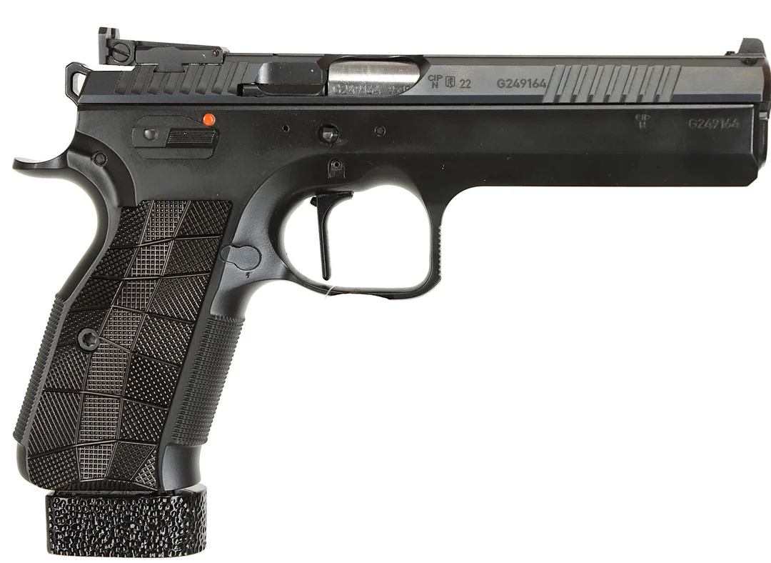 PISTOL, fabrikat CZ, modell Tactical Sports 2, kaliber 9x19, tillv.nr G249164, se-nr SE3656305. — Pistols — Walter Borg