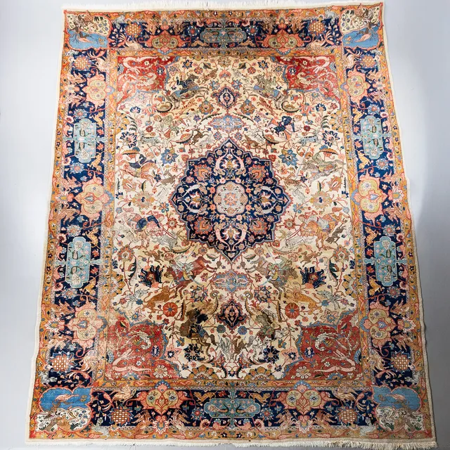 MATTA, persisk, troligen Täbriz, ca 432 x 316 cm.