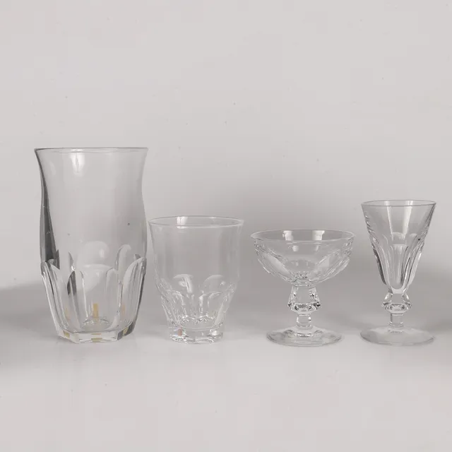 ELIS BERGH. Glasservis, 42 stycken, "Bergh" glas, Kosta.