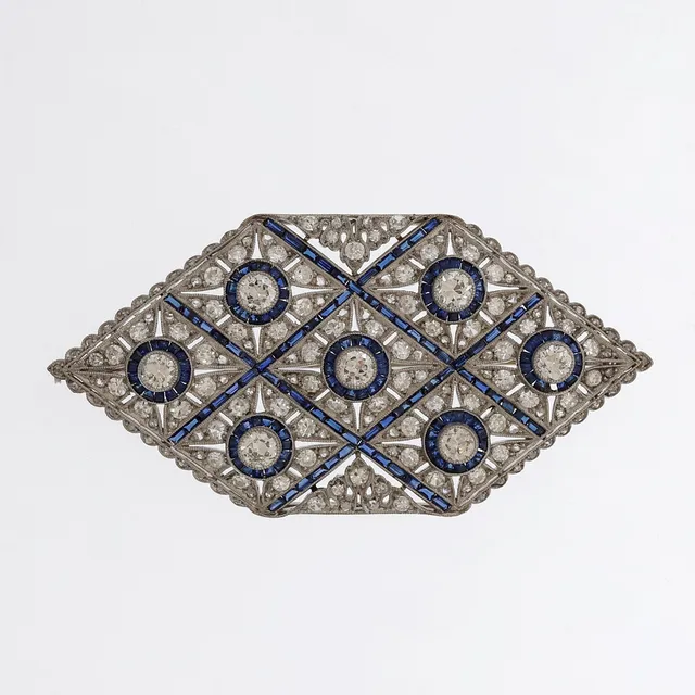 Art Deco diamonds and sapphires brooch, circa 1925.