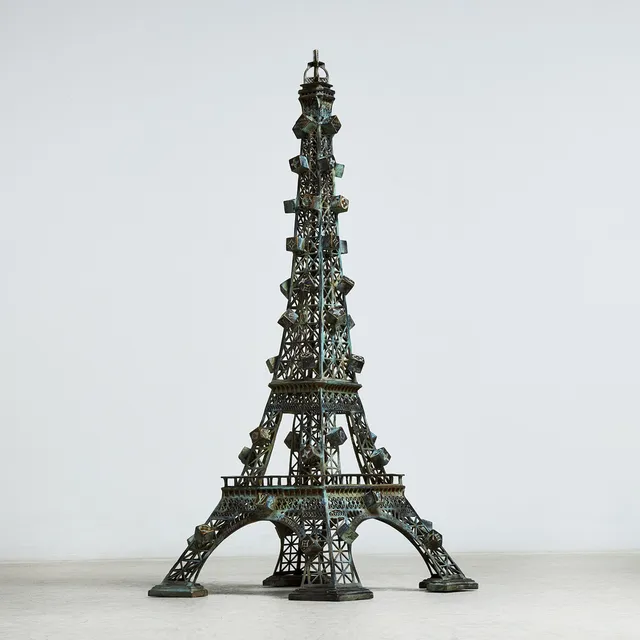ANDREAS WARGENBRANT. Skulptur, brons, Hommage, Paris, Eiffeltornet Chanel, brickmärkt 6/8.
