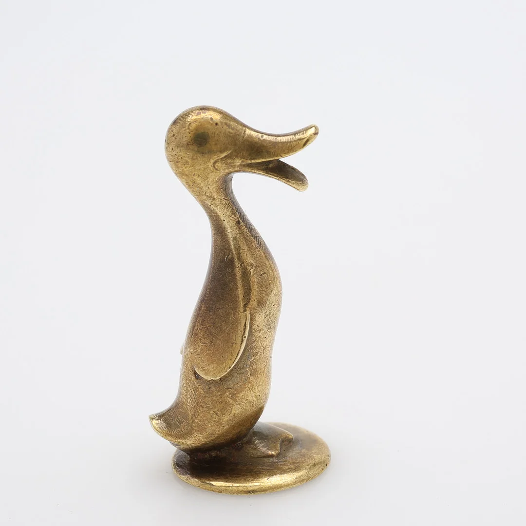KARL HAGENAUER. FIGURIN, ANKA, POLERAD MÄSSING, ÖSTERRIKE. — Pewter, Brass & Copper — Crafoord Auktioner Lund