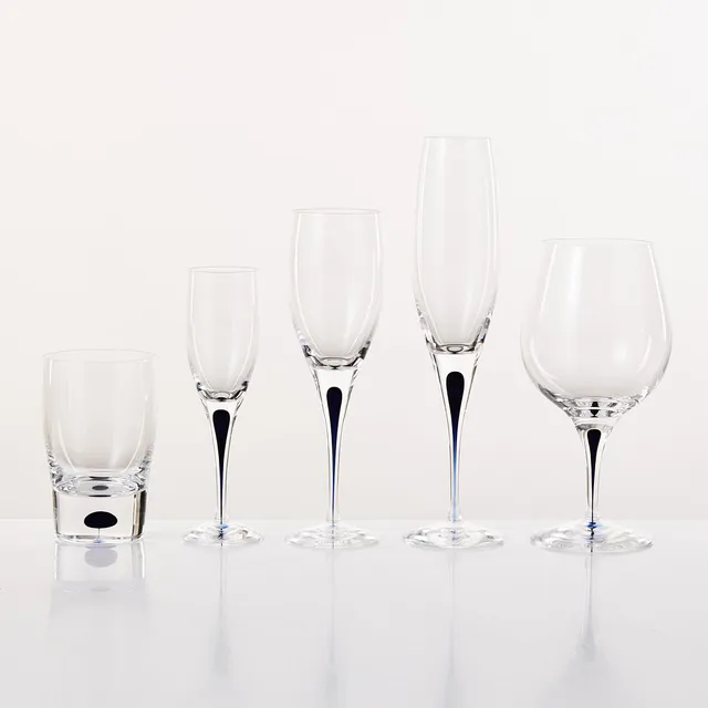 ERIKA LAGERBIELKE. "Intermezzo", glasservis, 61 dlr., Orrefors, etikettmärkta.