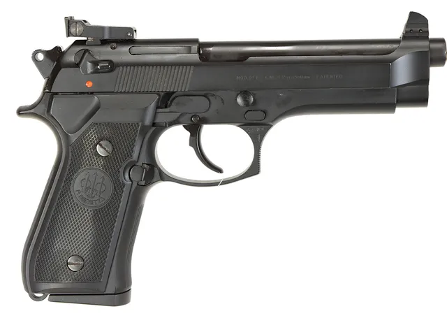 PISTOL, fabrikat Beretta, modell 92F, kaliber 9x19, tillv.nr D04602Z.