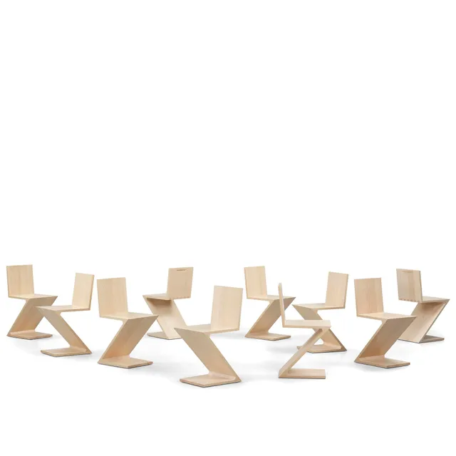 Gerrit Rietveld, stolar, tio stycken, "Zig Zag", Cassina, Italien.