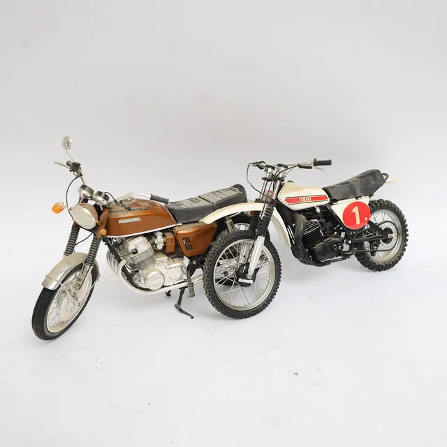 MODELLMOTORCYKLAR, plast, 1900-talets andra hälft.